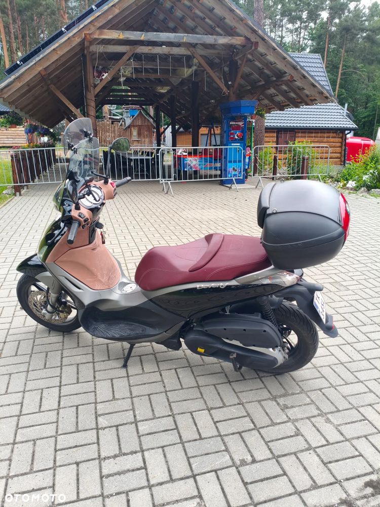 Piaggio Beverly - 19