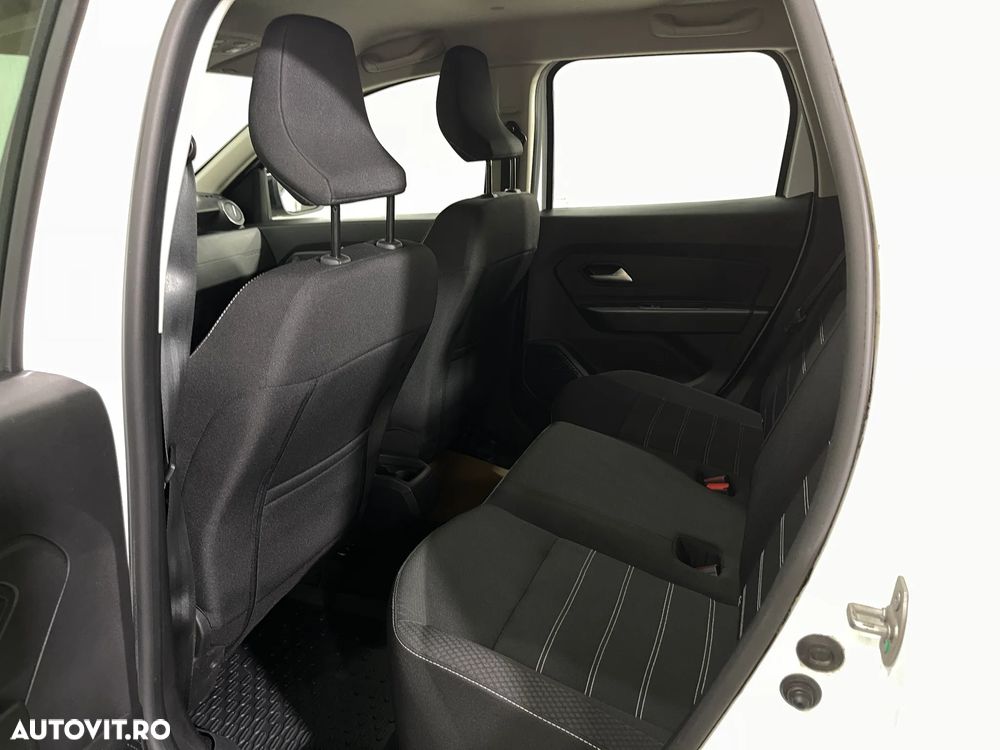 Dacia Duster 1.5 Blue dCi 4WD Comfort - 12