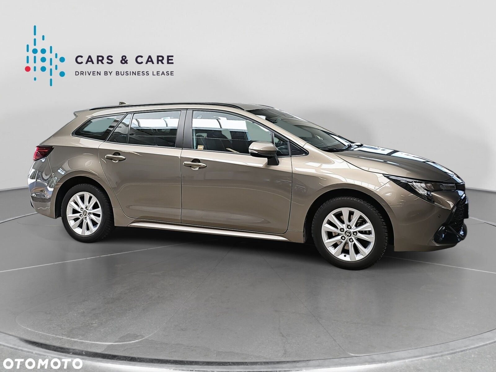 Toyota Corolla 2.0 Hybrid Comfort - 26
