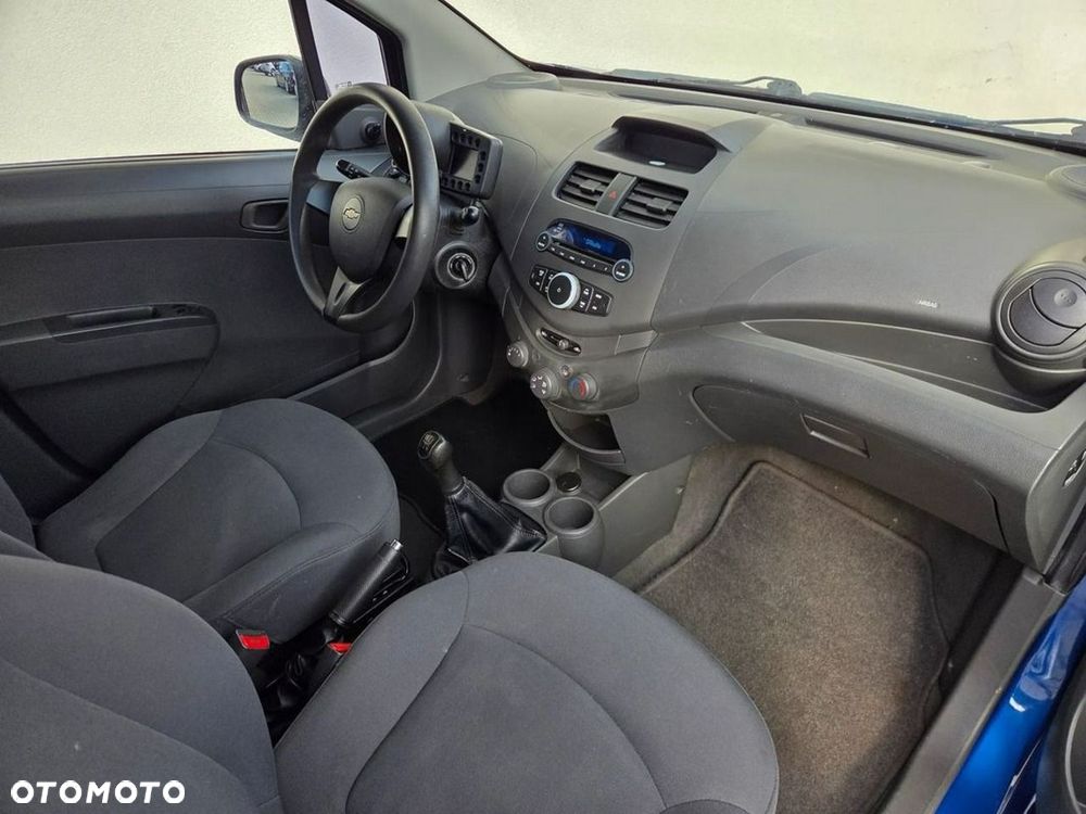 Chevrolet Spark - 10
