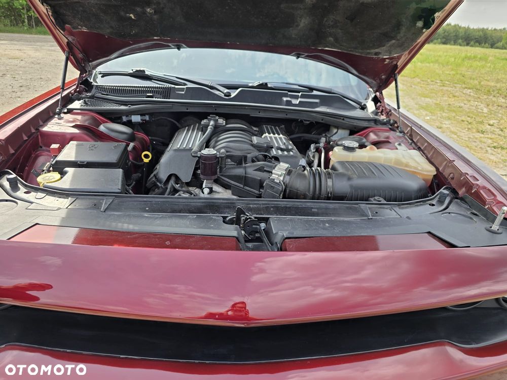 Dodge Challenger - 7