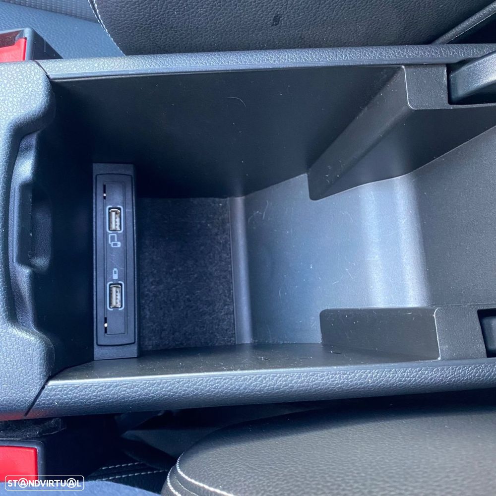 Mercedes-Benz CLA 180 d Shooting Brake Urban Aut. - 47