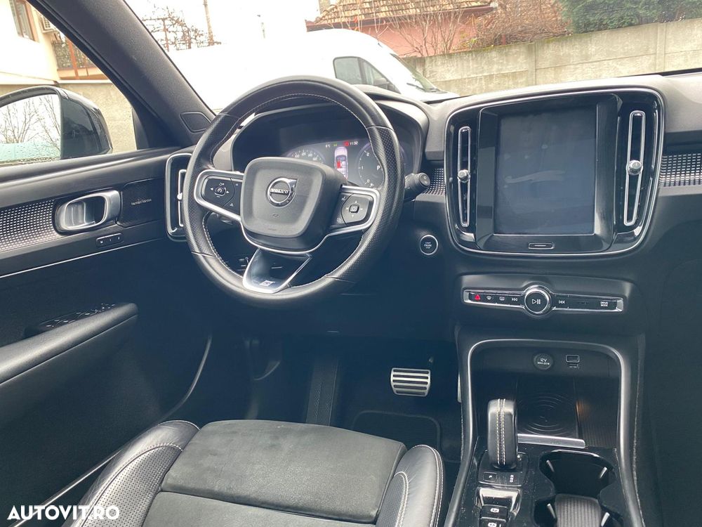 Volvo XC 40 D4 AWD R-Design - 14