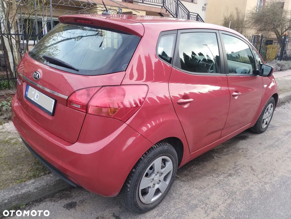 Kia Venga 1.4 CVVT UEFA EURO 2016 - 4