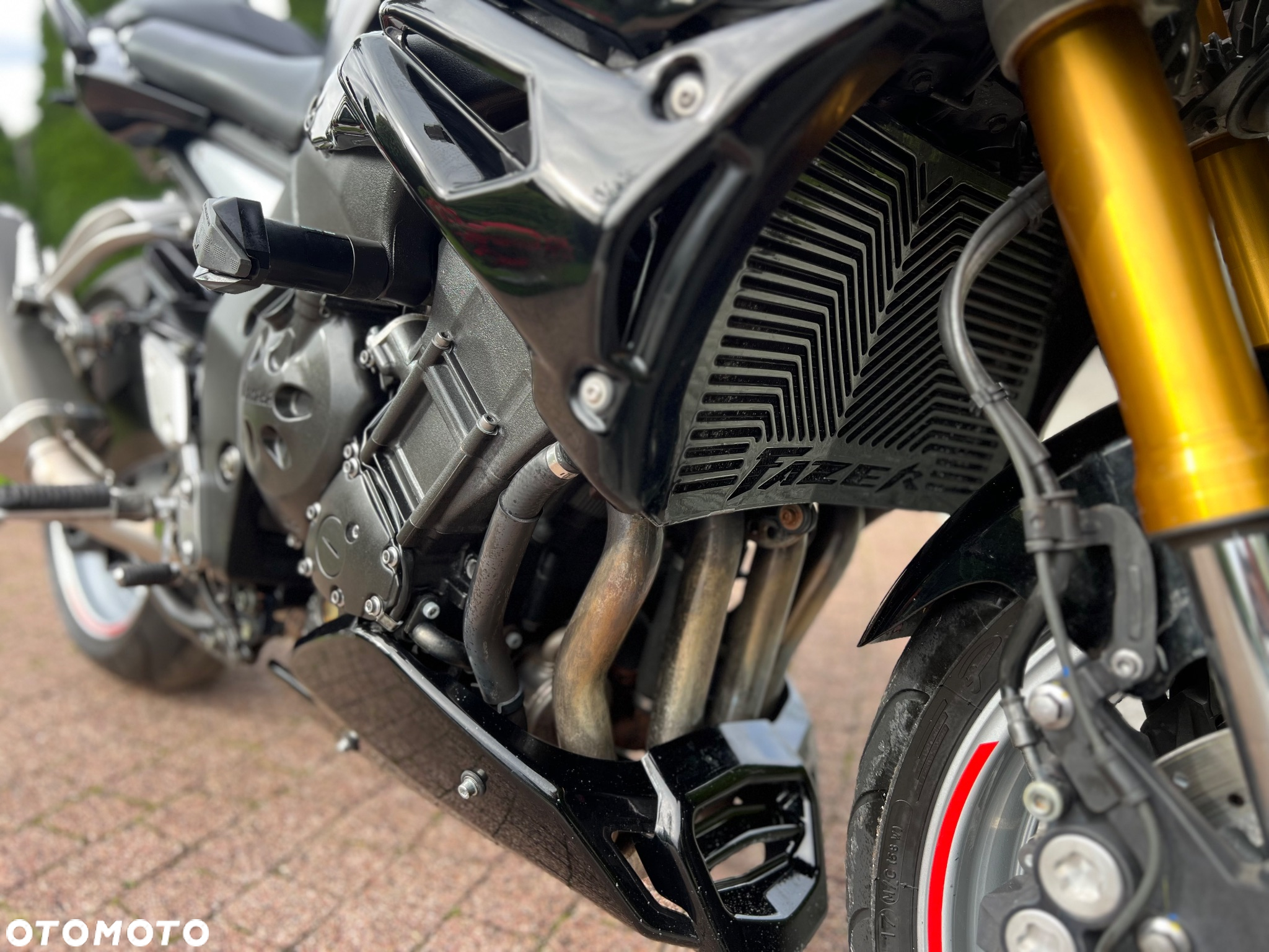 Yamaha FZ - 5