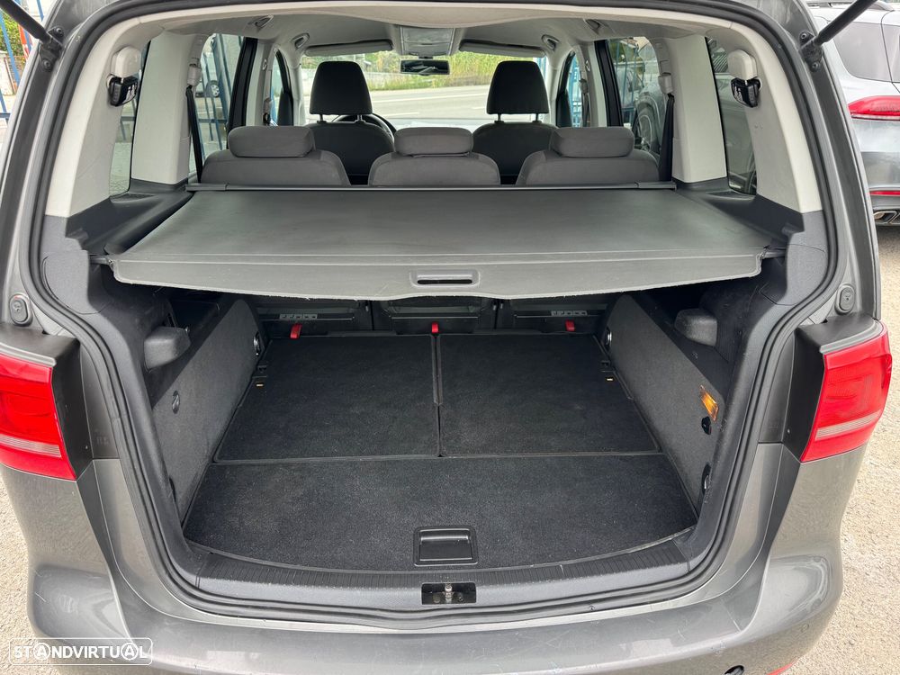 VW Touran 1.6 TDI Blue.Confortline 7L - 37