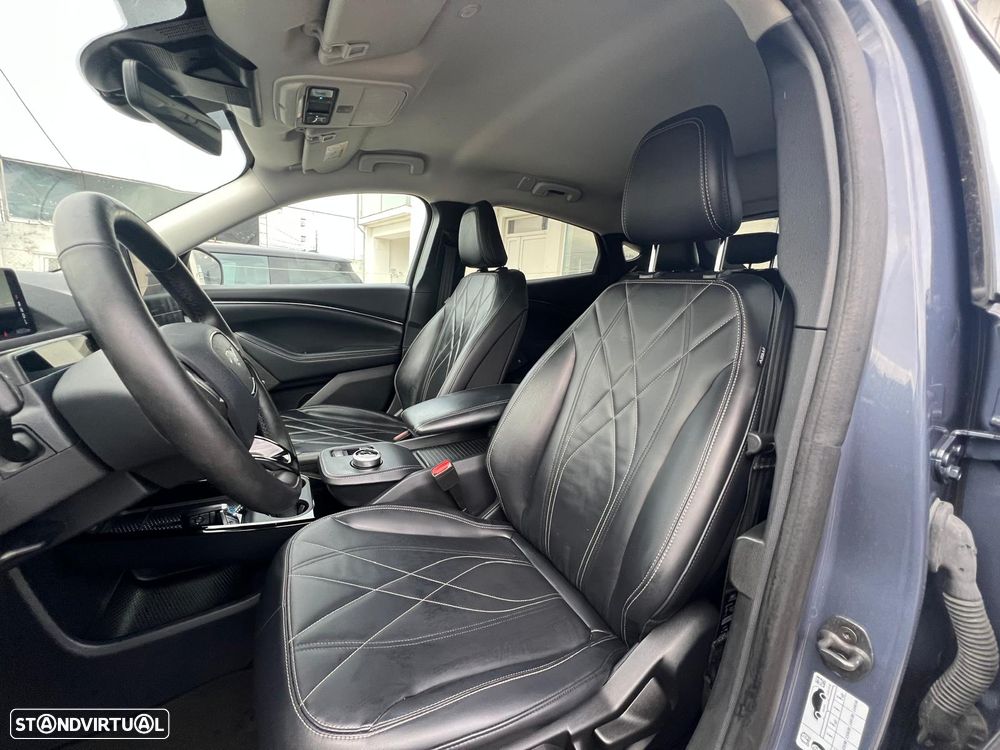 Ford Mustang Mach-E 75.7 kWh Base - 16