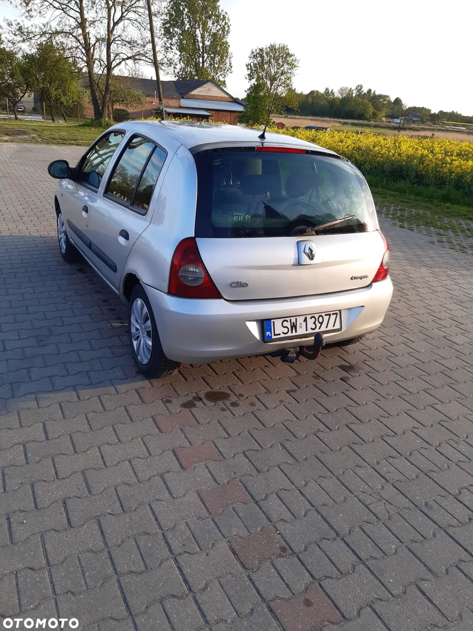 Renault Clio - 11