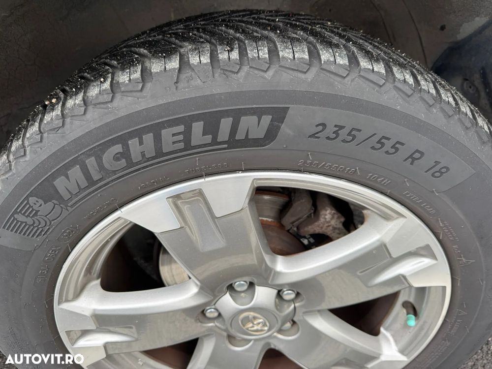 Toyota RAV4 2.2 D-4D 4x4 Automatik Executive - 15