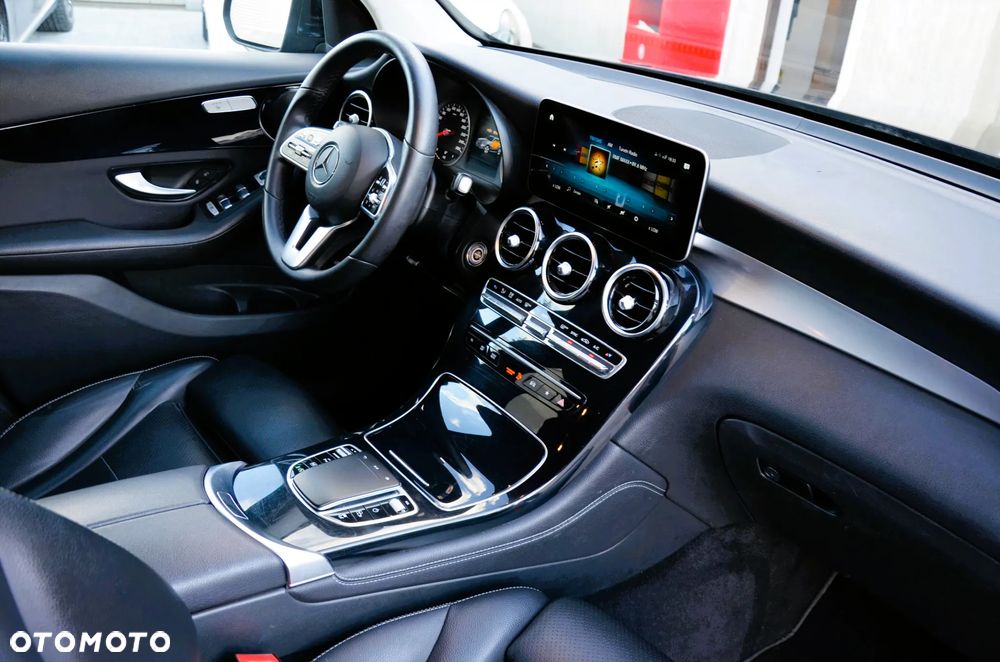 Mercedes-Benz GLC - 20