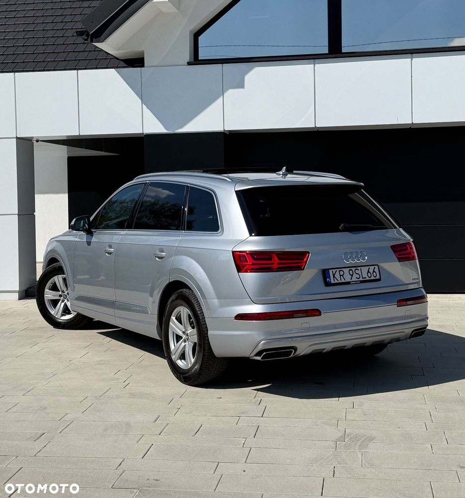 Audi Q7 - 24