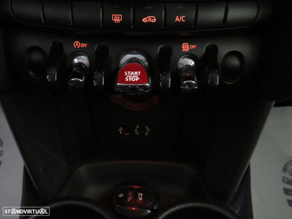 MINI 5 Portas Cooper D - 35