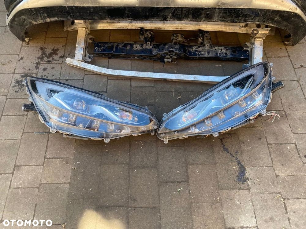 ZDERZAK MASKA LAMPA CHŁODNICE SUZUKI ACROSS PLUG-IN HYBRID - 11