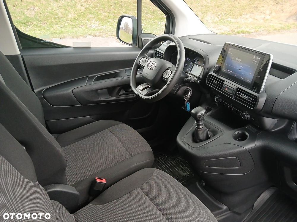 Toyota PROACE CITY - 25