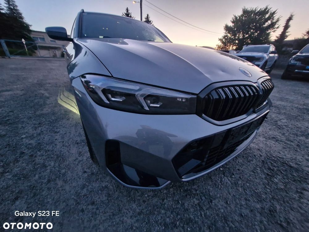 BMW Seria 3 320e xDrive M Sport - 22