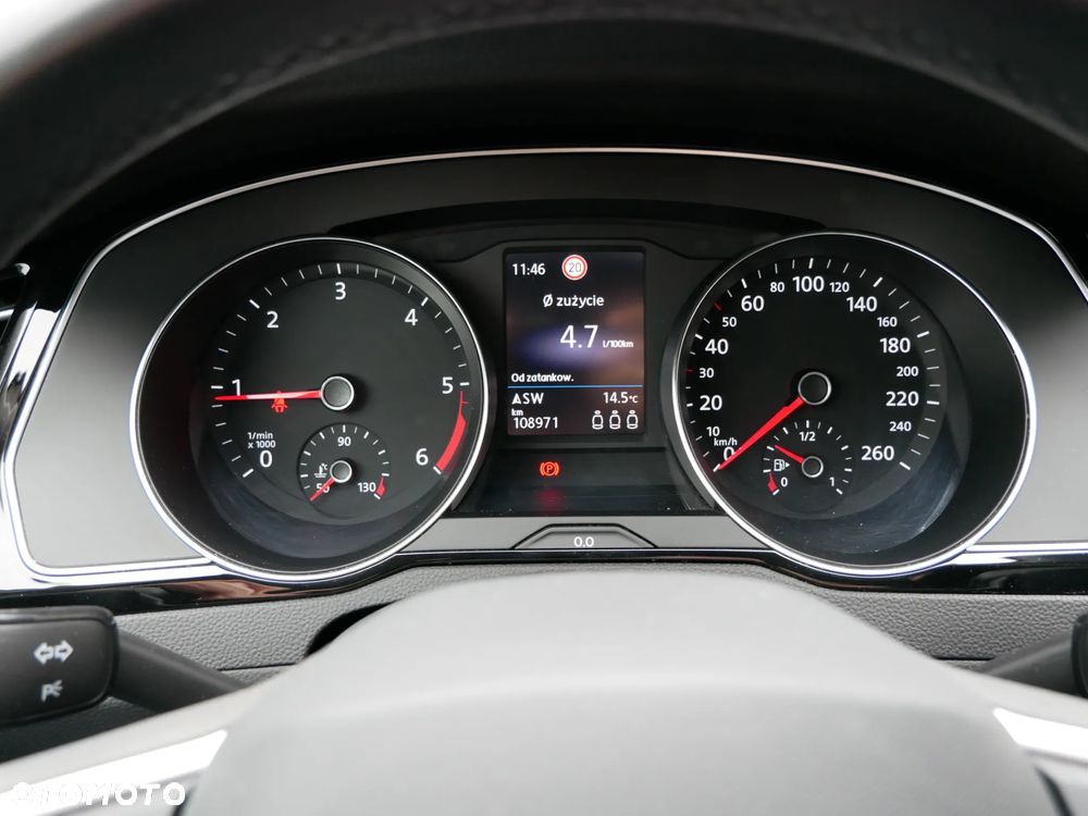 Volkswagen Passat 2.0 TDI EVO Business - 16