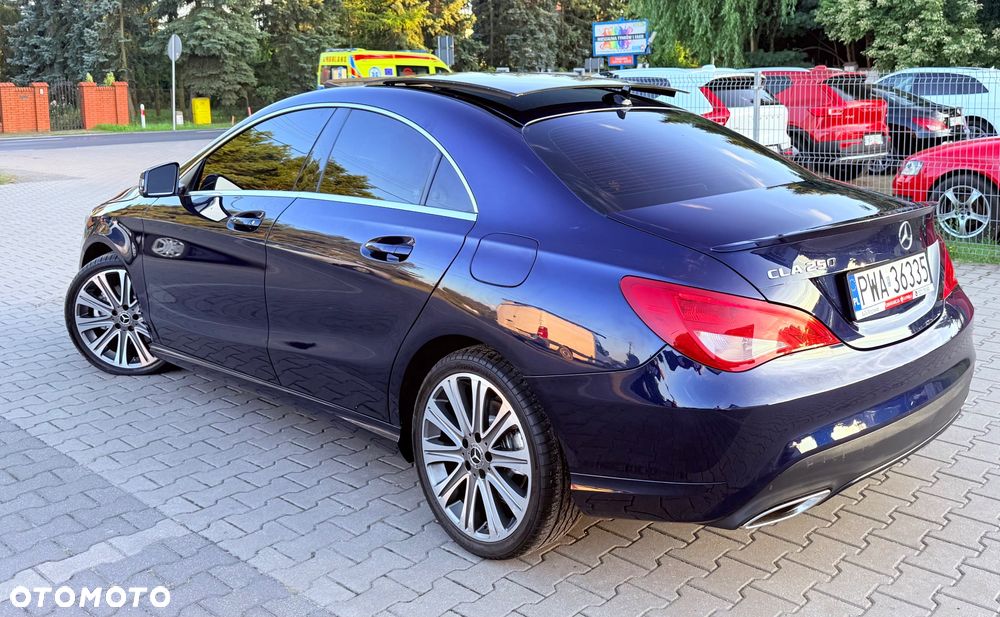 Mercedes-Benz CLA - 17