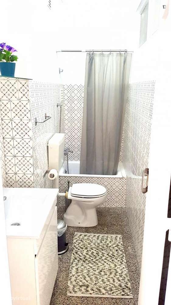 Quarto - localizado em Benfica Lisbon - Grande imagem: 3/12