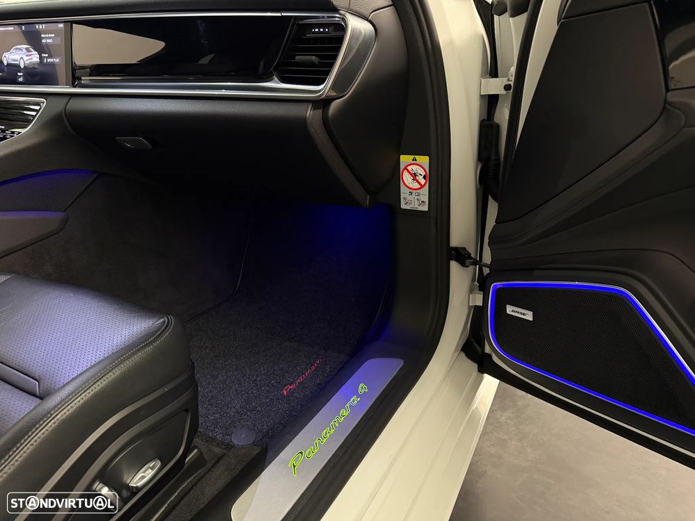 Porsche Panamera Sport Turismo 4 E-Hybrid Platinum Edition - 29