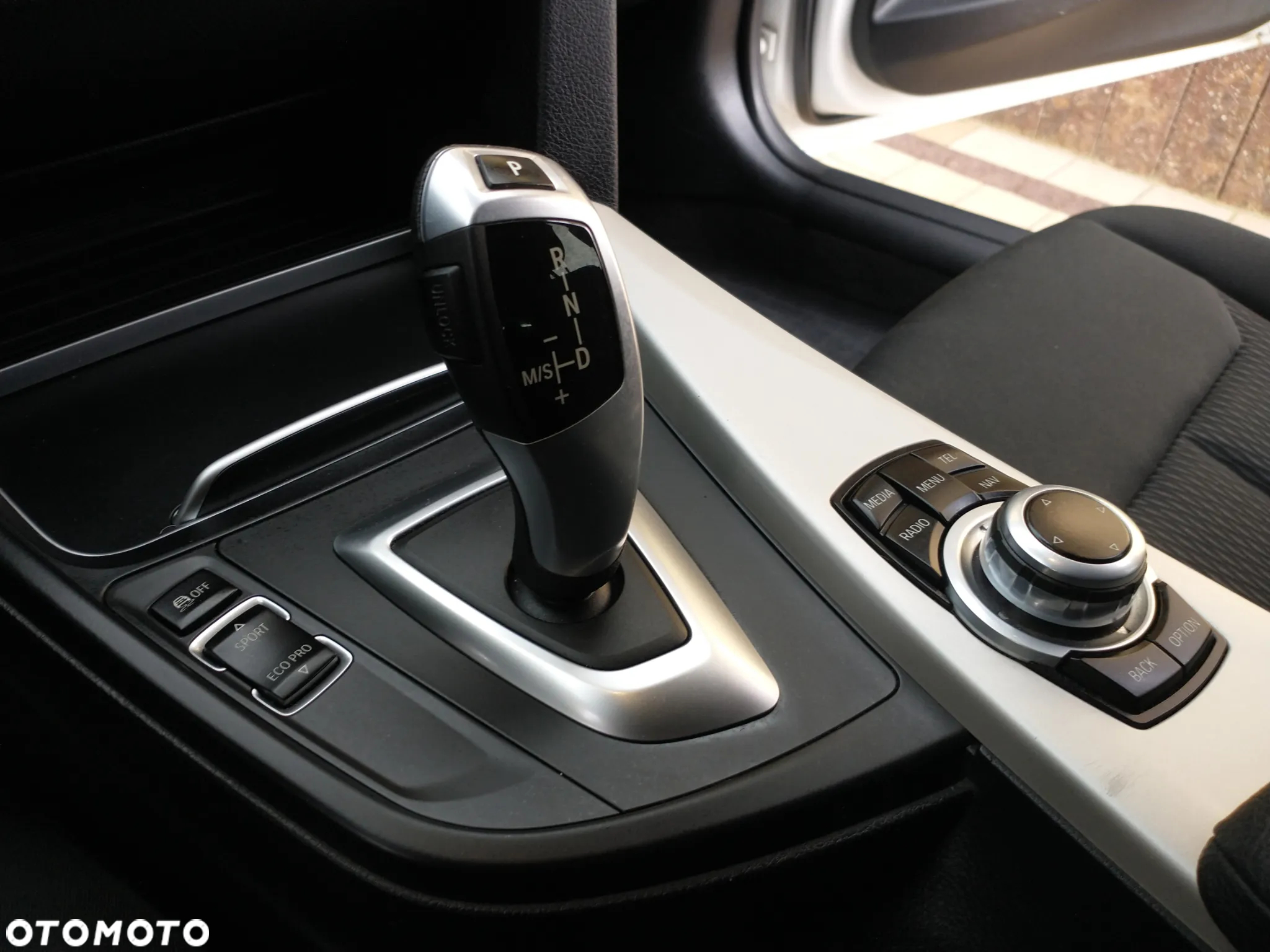 BMW Seria 3 320d xDrive - 8