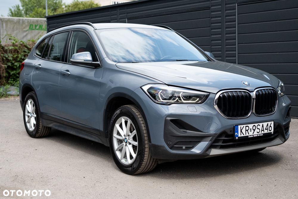 BMW X1 sDrive18i Advantage - 16