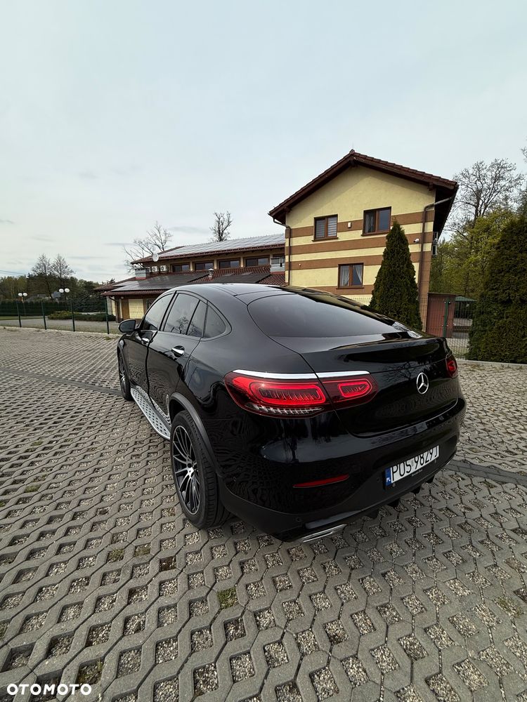 Mercedes-Benz GLC 300 d 4Matic 9G-TRONIC AMG Line - 11