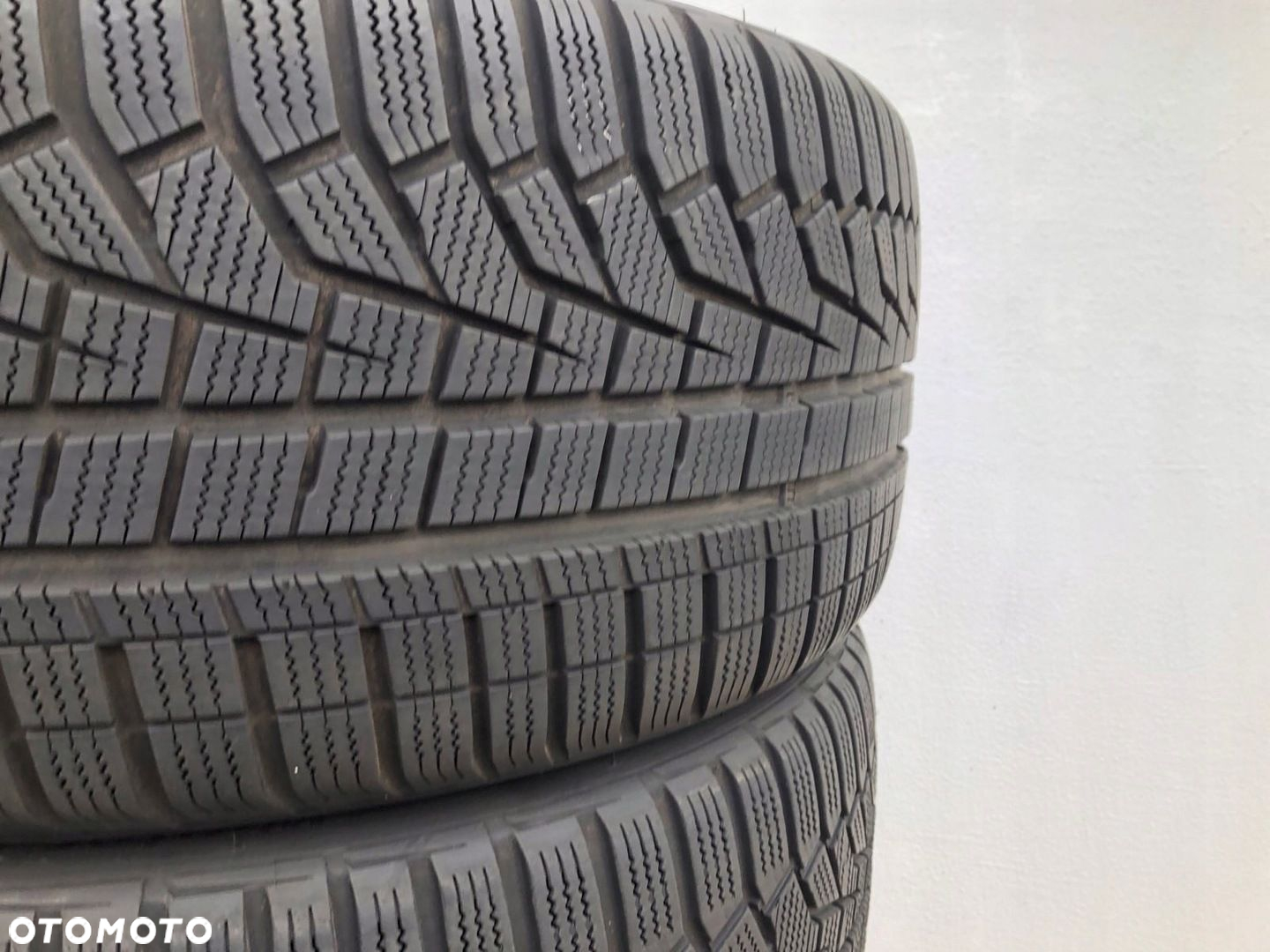 OPONY 245/40/21 100V HANKOOK WINTER ICEPT EVO 2 - 2