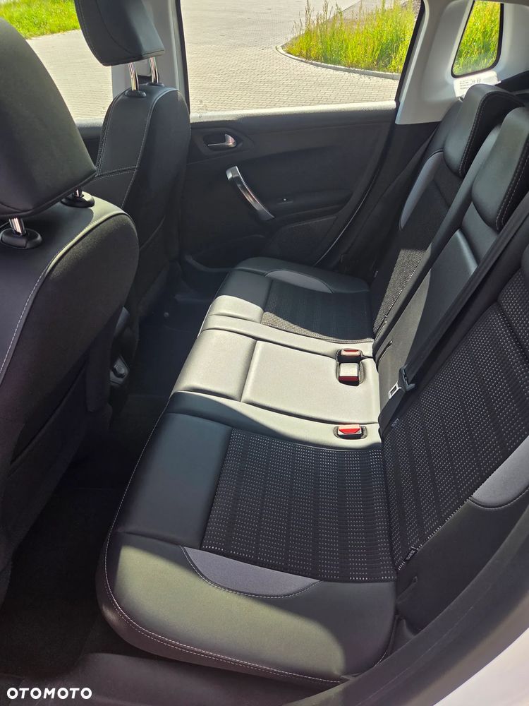 Peugeot 2008 1.6 BlueHDi Crossway S&S - 15