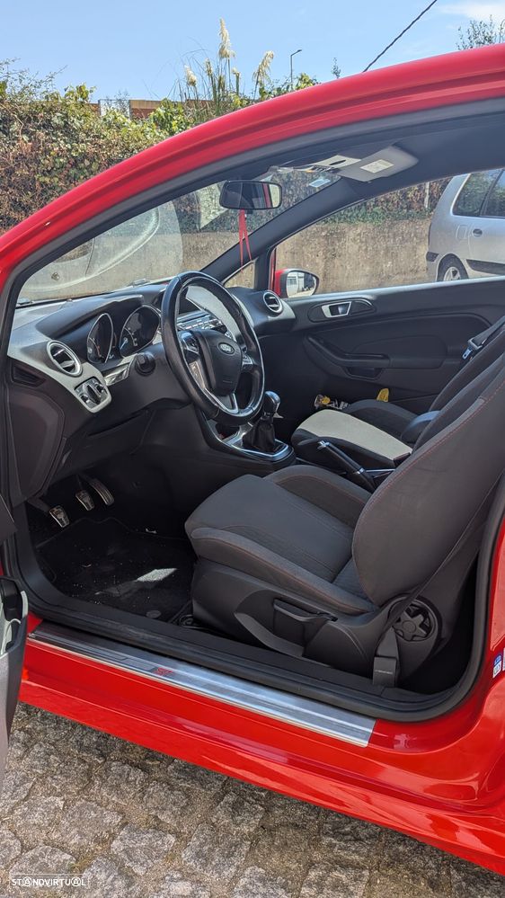 Ford Fiesta 1.0 EcoBoost ST-Line - 5