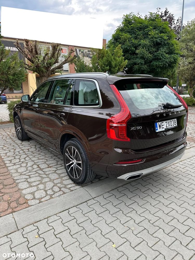 Volvo XC 90 ver-b5-d-awd-momentum-pro - 28