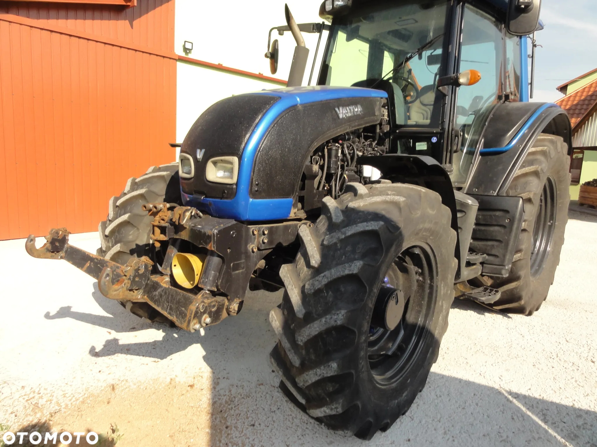 Valtra N121 - 2