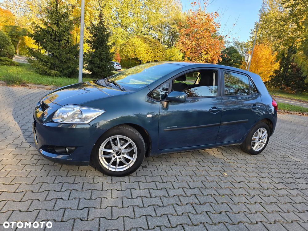 Toyota Auris - 4