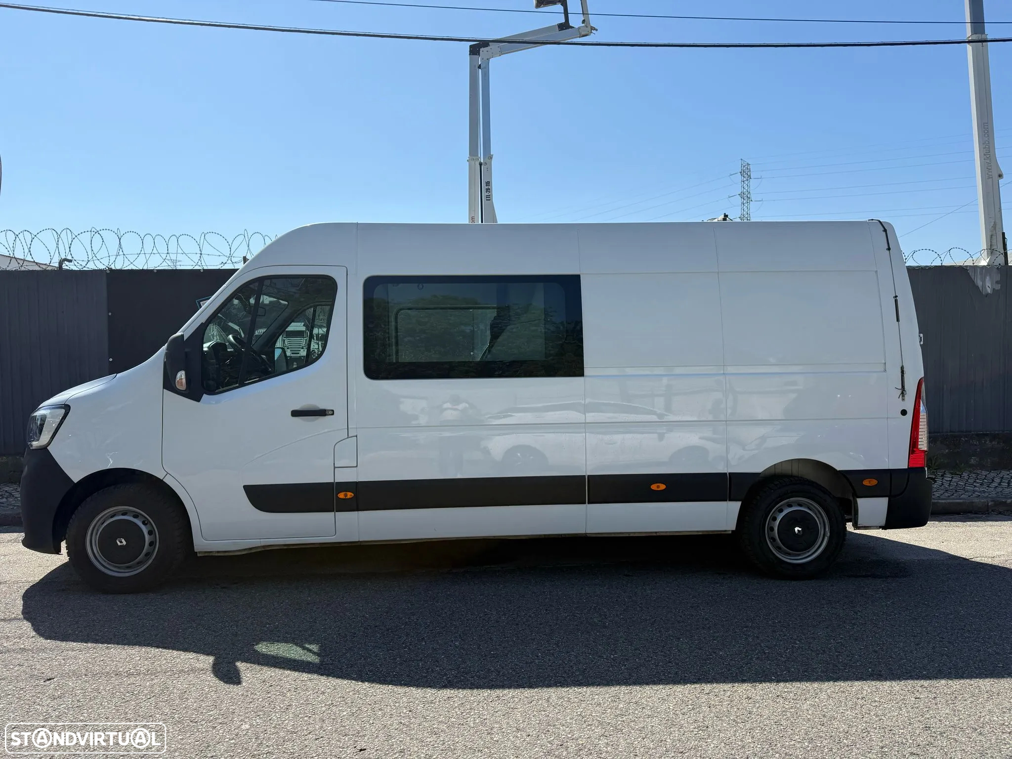 Renault Master 2.3 7 Lugares - 4
