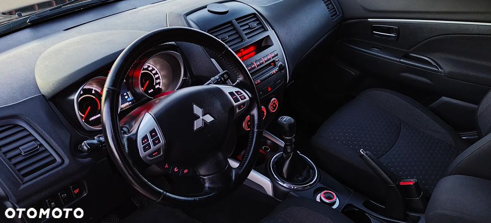 Mitsubishi ASX 1.8 DID Invite 4WD AS&G - 16