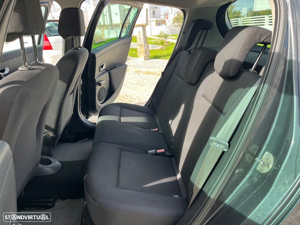 Renault Clio 1.2 16V Dynamique - 15