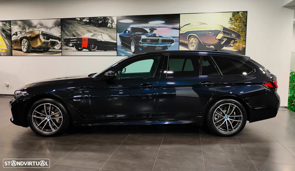 BMW 530 e Pack Desportivo M - 5