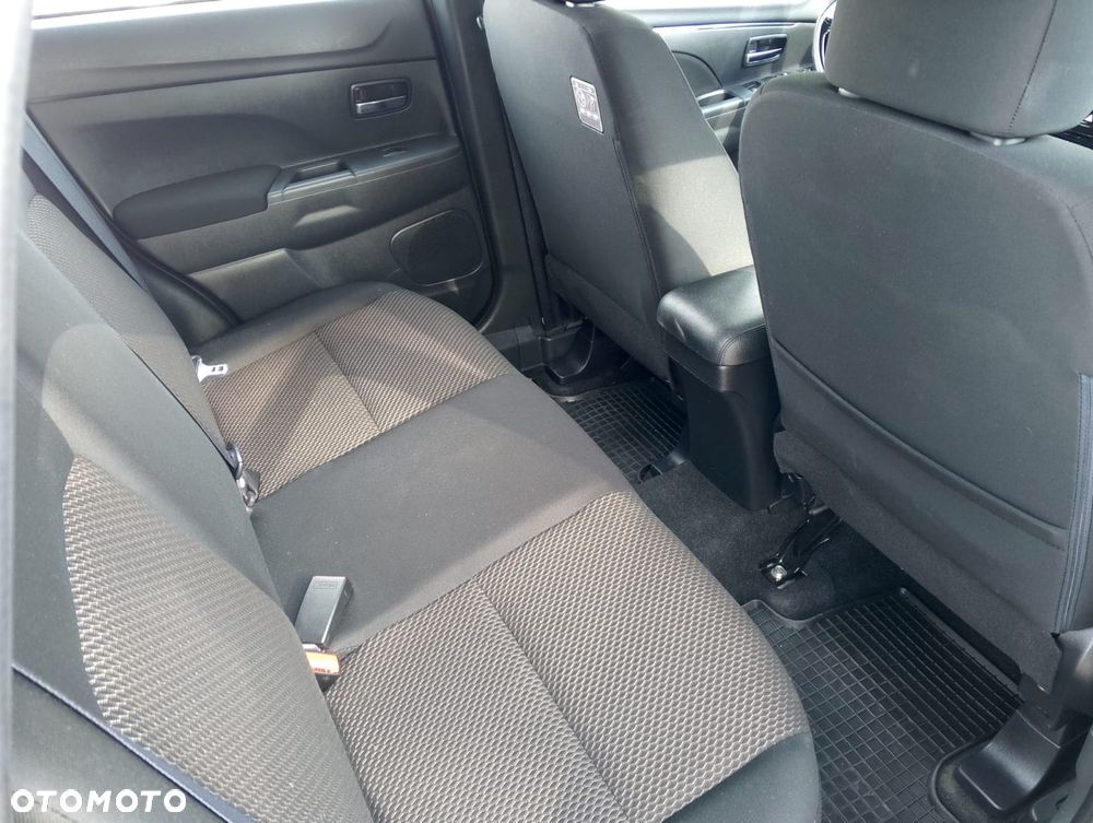 Mitsubishi ASX 1.6 Blue Sky Edition - 17