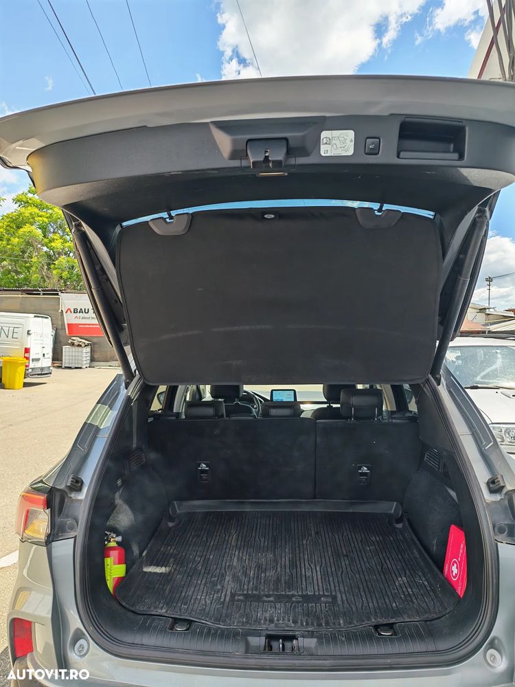 Ford Kuga - 5