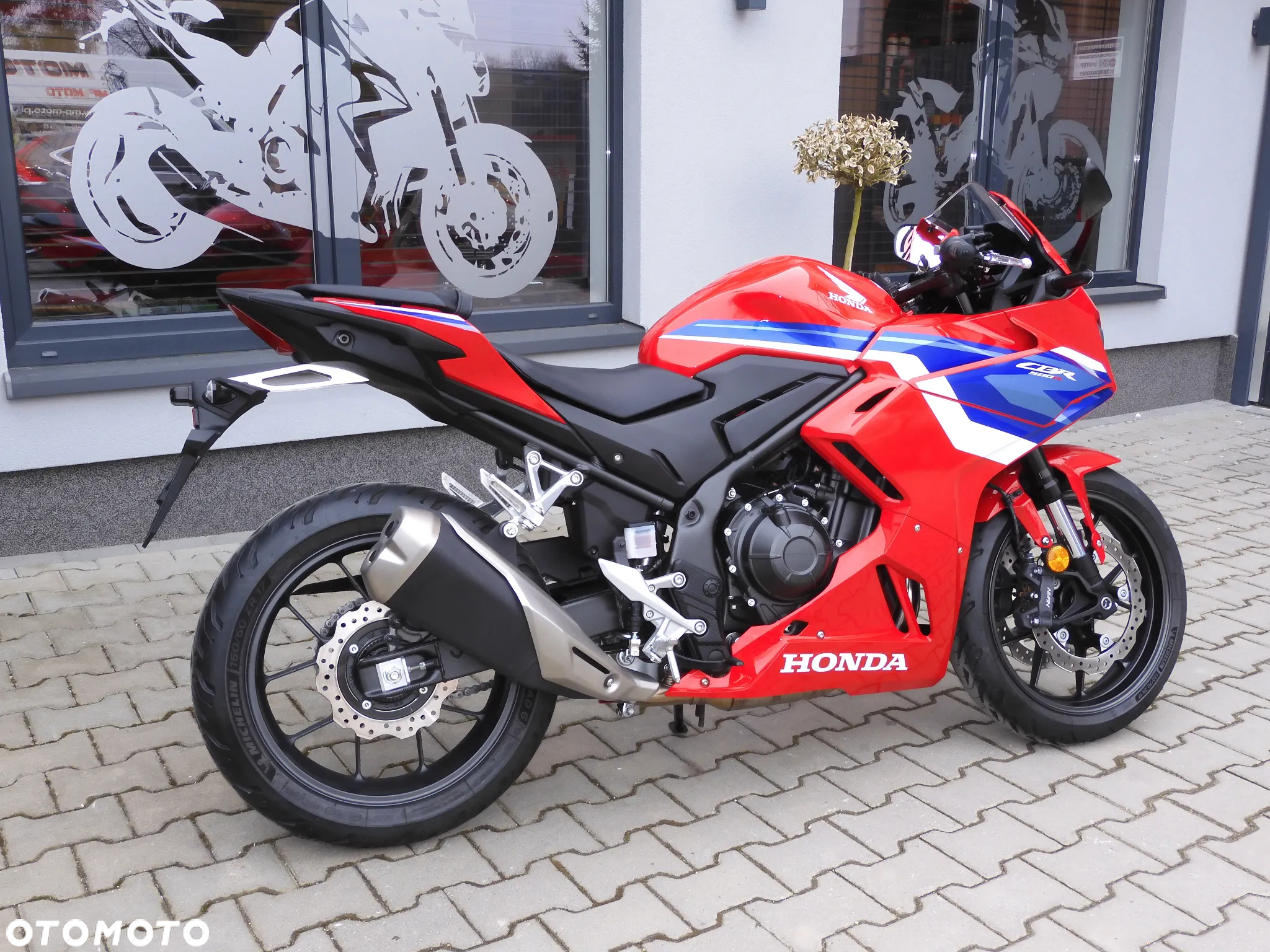 Honda CBR - 11