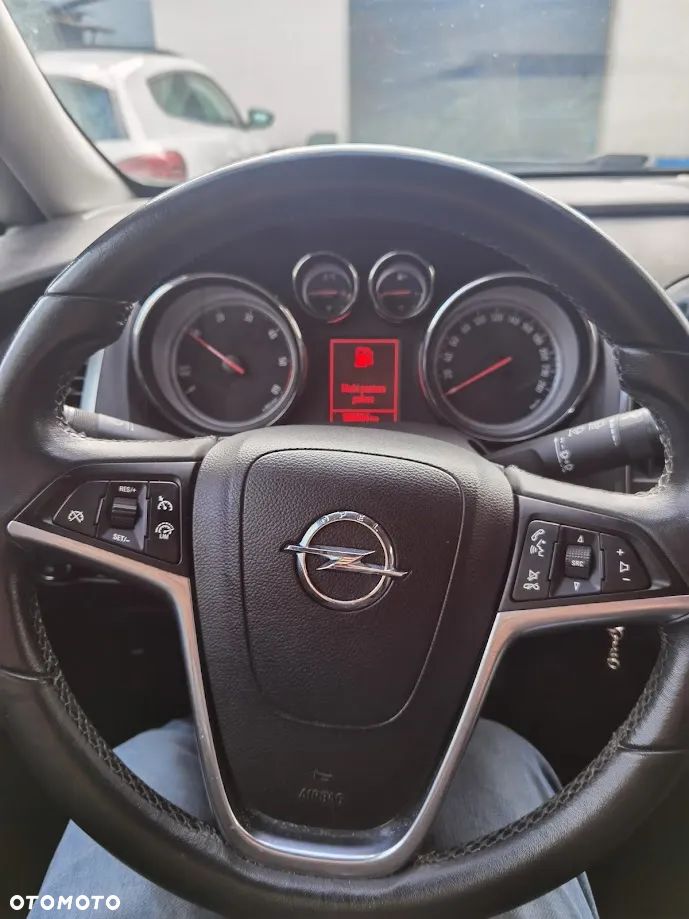 Opel Astra 1.7 CDTI Cosmo S&S - 9