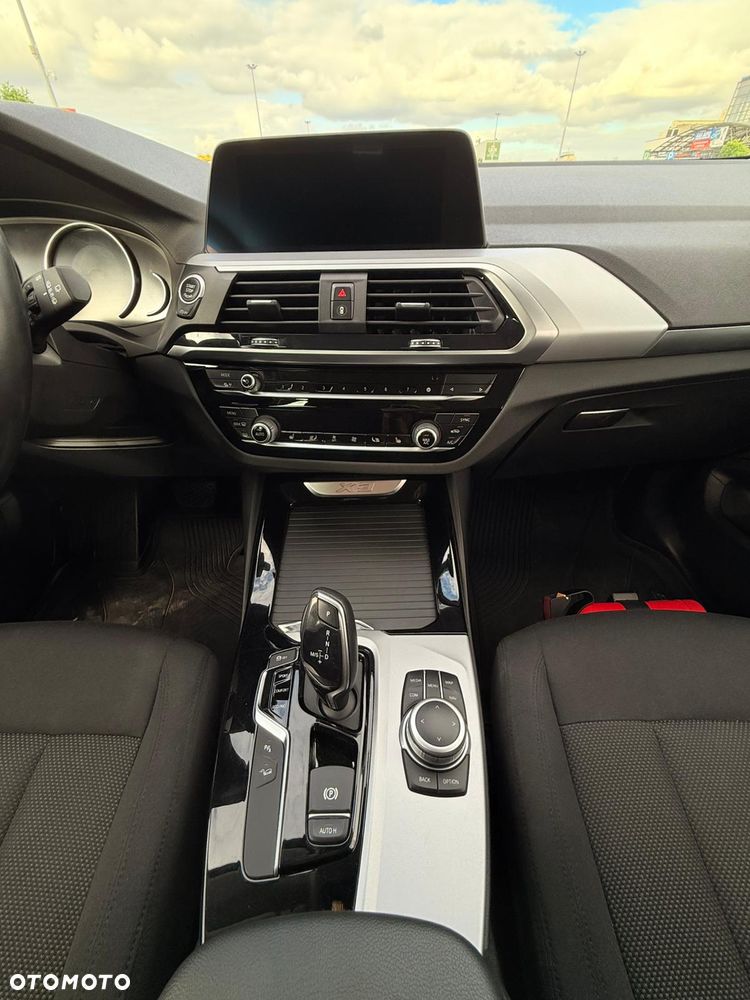 BMW X3 xDrive20i - 10