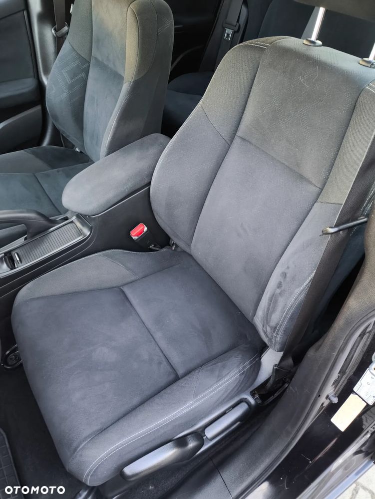 Honda Civic 1.4 i-VTEC Comfort - 27