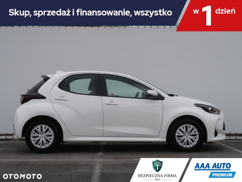 Toyota Yaris - 7