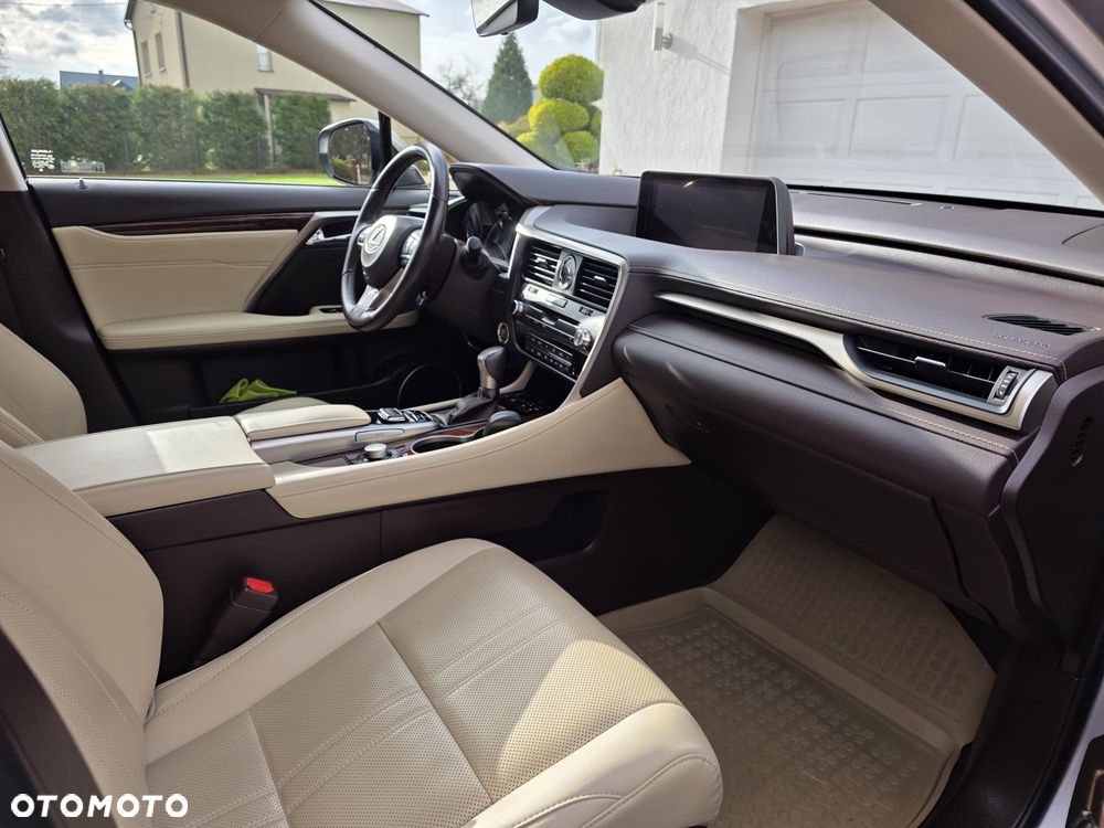 Lexus RX 200t AWD - 8