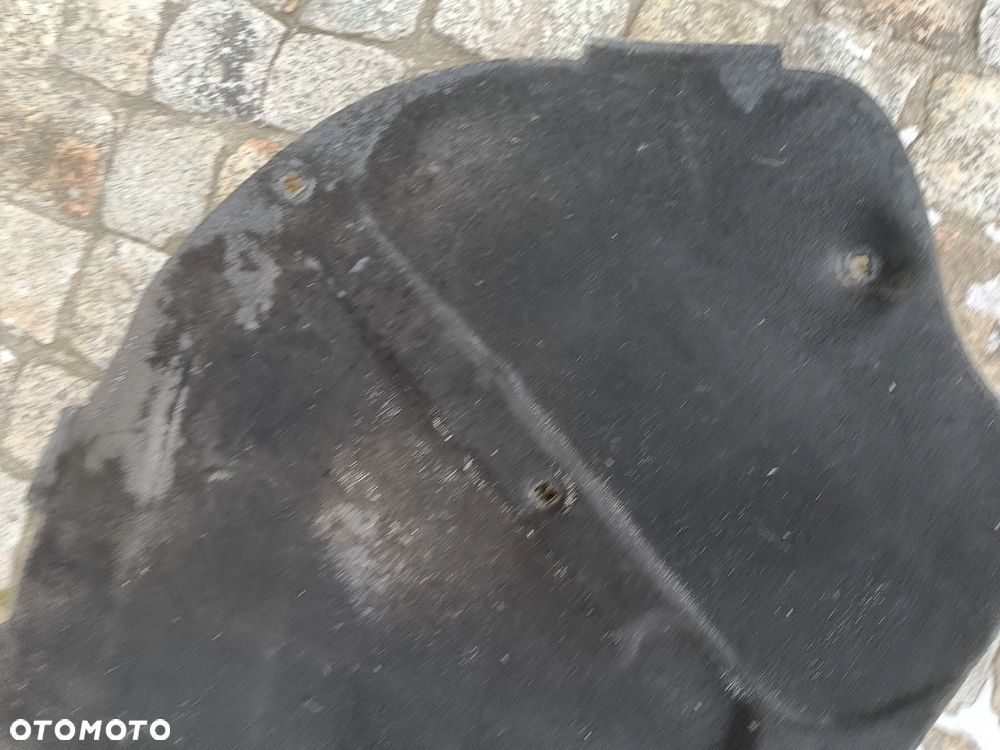 Podbitka Wygłuszenie Maski VW CC Passat CC Wyciszenie 3C8863835A - 2