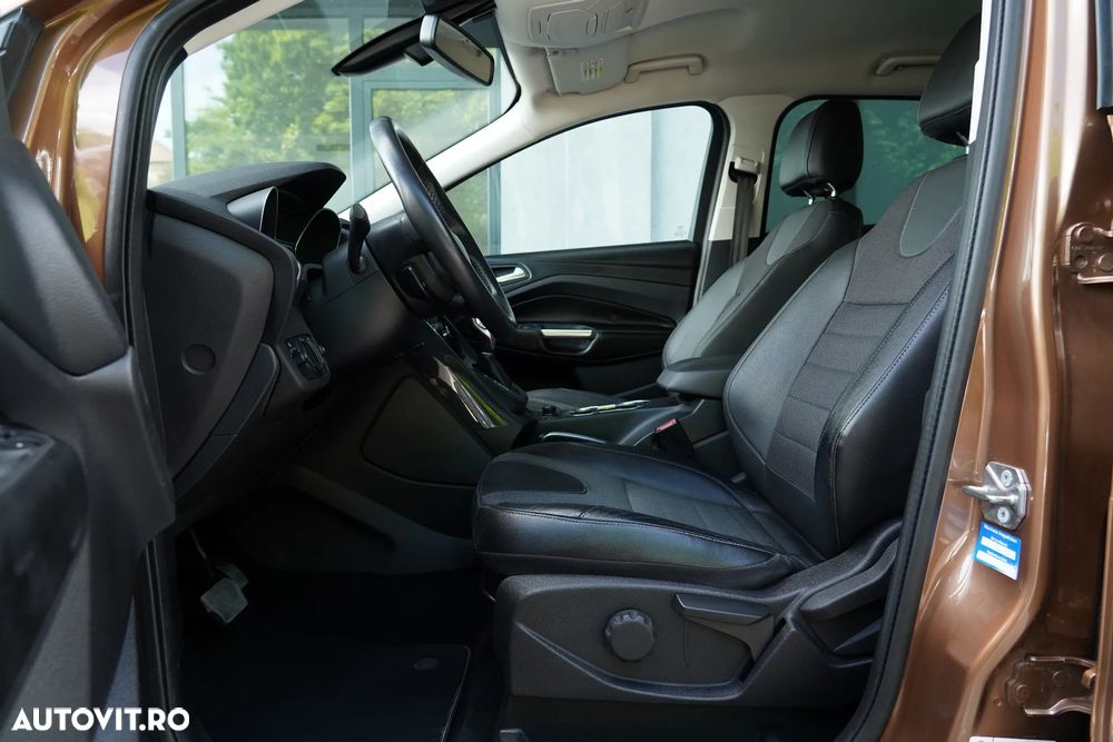 Ford Kuga 2.0 TDCi 4x4 Aut. Titanium - 13