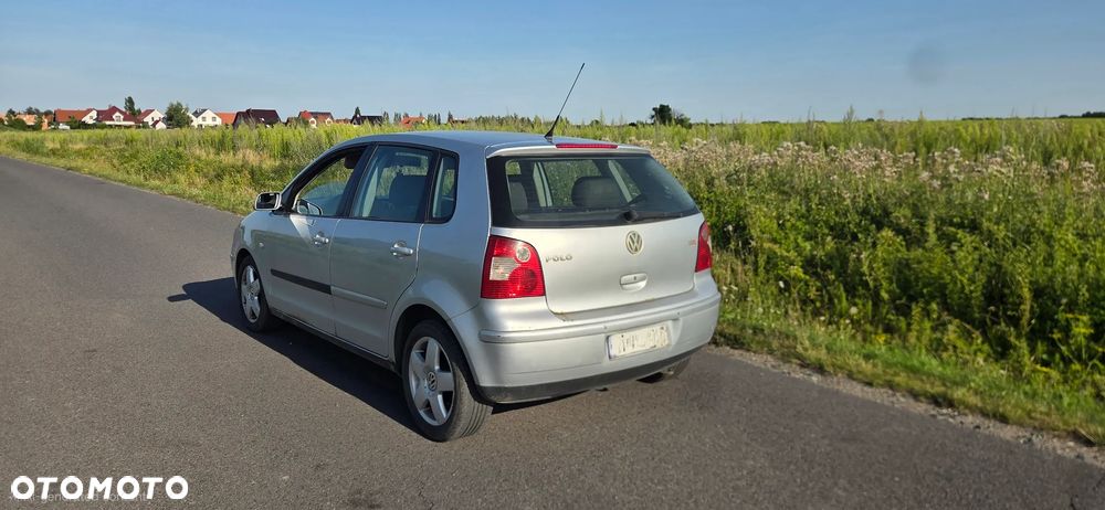 Volkswagen Polo 1.9 TDI Highline - 2