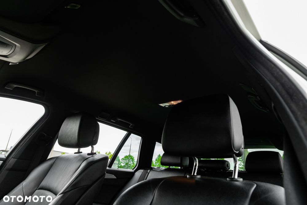 BMW Seria 5 520d - 39