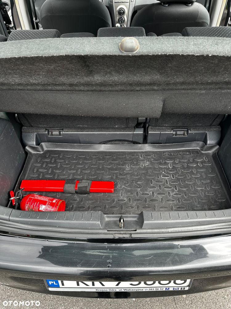 Toyota Yaris 1.33 Terra - 9