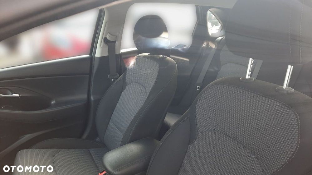 Hyundai i30 - 12